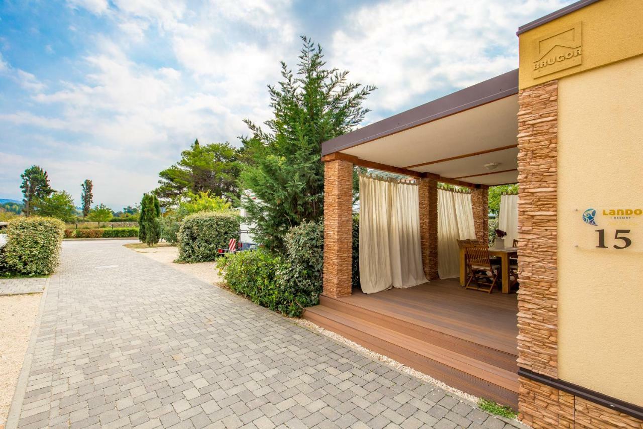 Lando Resort Kampor Exterior foto